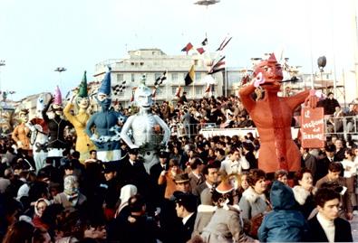 Il veglione del terrore di Vittorio Lippi e Guidobaldo Francesconi - Mascherate di Gruppo - Carnevale di Viareggio 1970