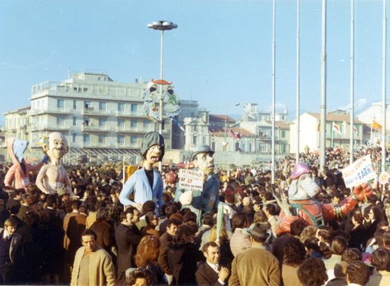 Rischio tutto di Alberto Dell’Innocenti - Maschere Isolate - Carnevale di Viareggio 1971