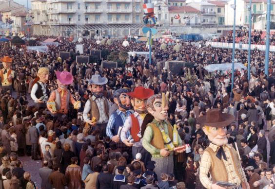 Licenza di uccidere di Giuseppe Palmerini - Mascherate di Gruppo - Carnevale di Viareggio 1972