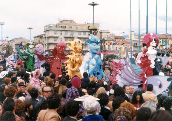 Fra cento anni di Guidobaldo Francesconi - Mascherate di Gruppo - Carnevale di Viareggio 1974