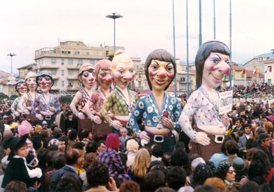 I travestiti di Carlo Becherelli - Mascherate di Gruppo - Carnevale di Viareggio 1974