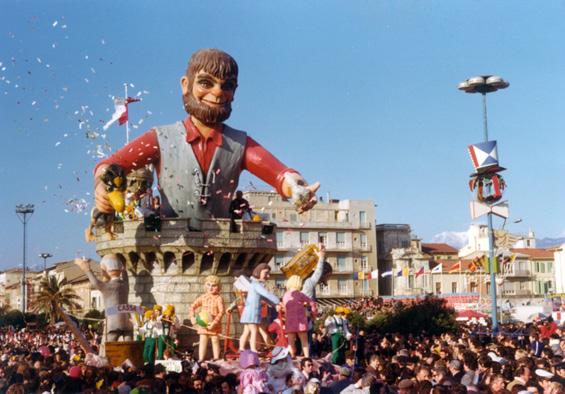 Gigante salvaci tu di Renato Verlanti - Carri piccoli - Carnevale di Viareggio 1975