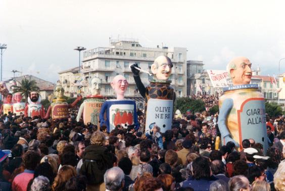 I conservatori di Carlo Bomberini - Mascherate di Gruppo - Carnevale di Viareggio 1976