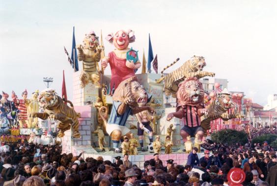 La domenica sportiva di Amedeo Mallegni - Carri piccoli - Carnevale di Viareggio 1976