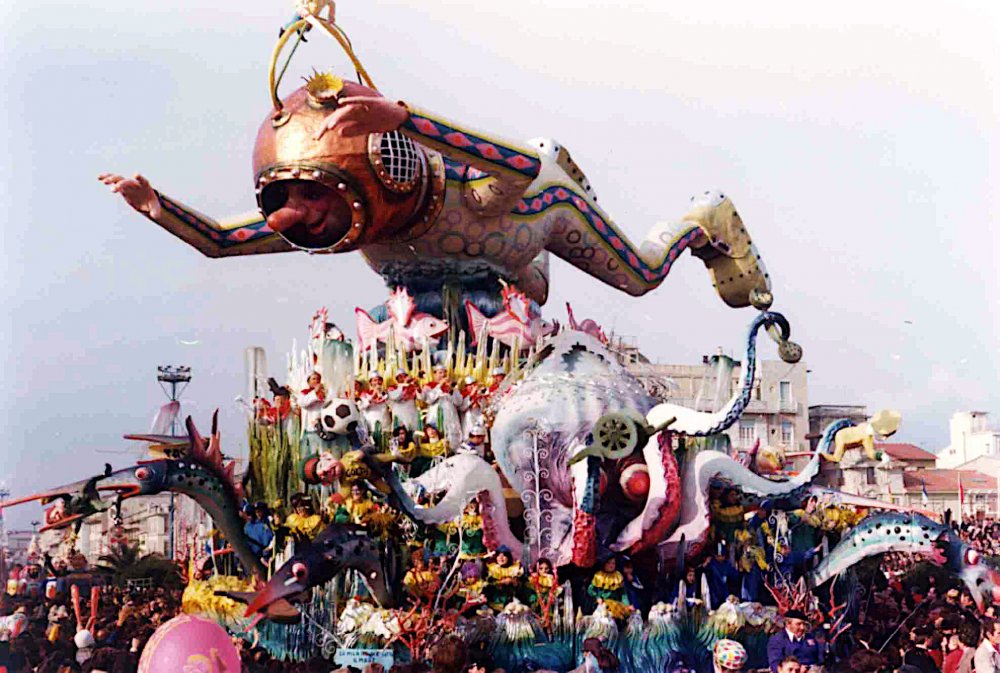 Ventimila beghe sotto i mari di Sergio Baroni - Carri grandi - Carnevale di Viareggio 1976