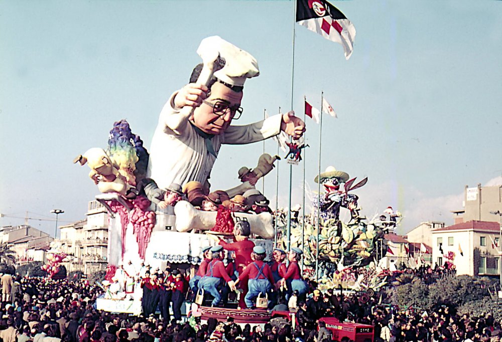 La cena delle beffe di Silvano Avanzini - Carri grandi - Carnevale di Viareggio 1977