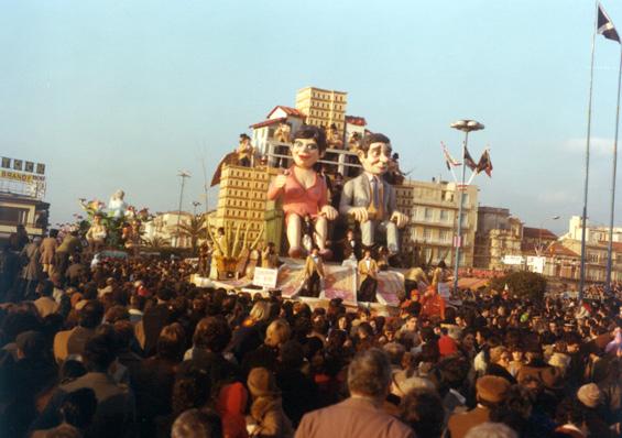 Comunione dei beni di Giuseppe Palmerini - Carri piccoli - Carnevale di Viareggio 1978