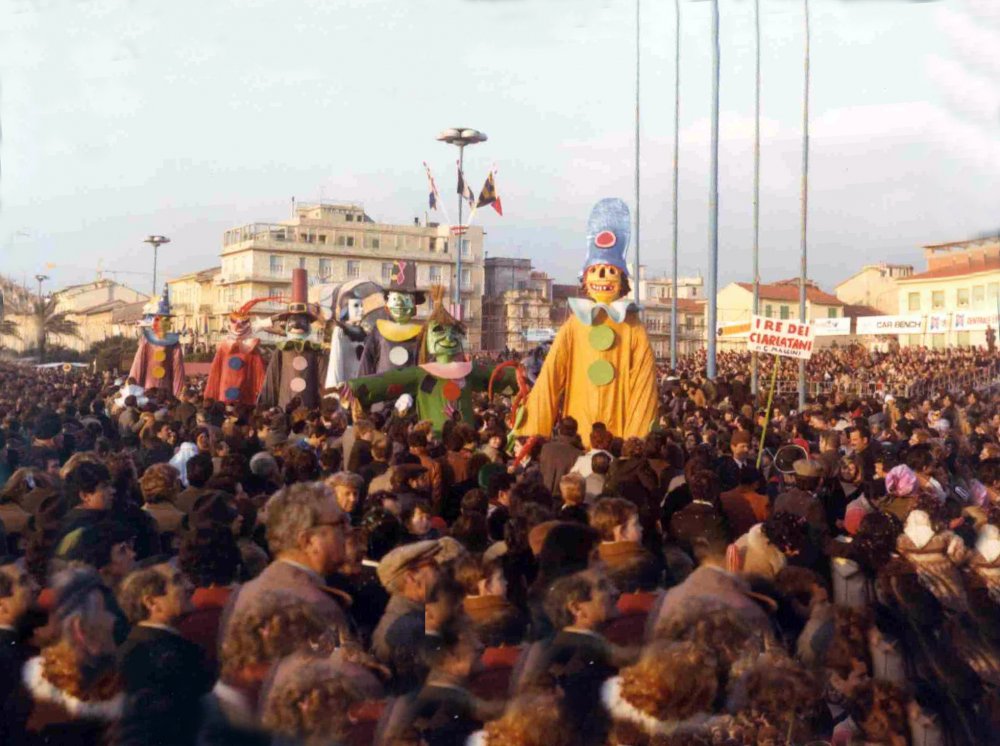 Sono arrivati i re dei ciarlatani di Giovanni Maggini - Mascherate di Gruppo - Carnevale di Viareggio 1978