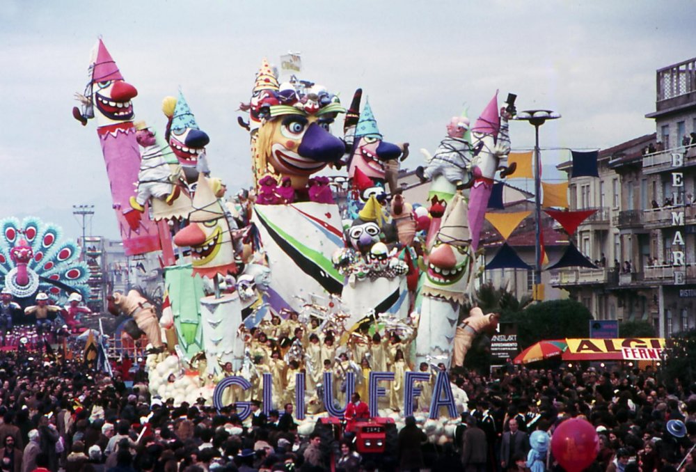 Gli uffa di Arnaldo Galli - Carri grandi - Carnevale di Viareggio 1979