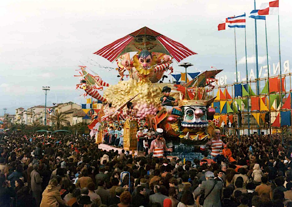 Miracolo a Viareggio di Nilo Lenci - Carri grandi - Carnevale di Viareggio 1979