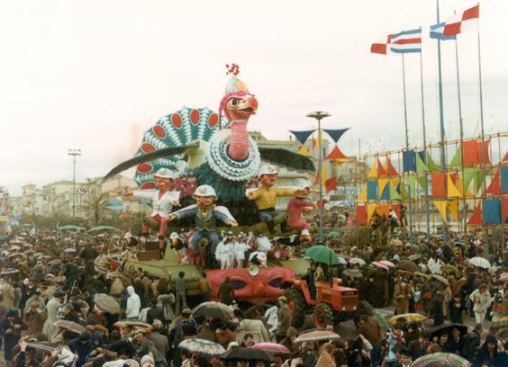 Strani uccelli mascherati di Raffaello Giunta - Carri grandi - Carnevale di Viareggio 1979
