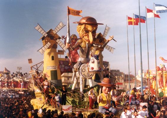 Don Chisciotte di Amedeo Mallegni - Carri piccoli - Carnevale di Viareggio 1980