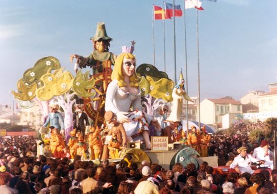 La bella addormentata di Sergio Barsella e Loris Lazzarini - Carri piccoli - Carnevale di Viareggio 1980