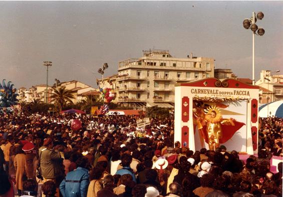 Carnevale double face di Rione Vecchia Viareggio - Palio dei Rioni - Carnevale di Viareggio 1981