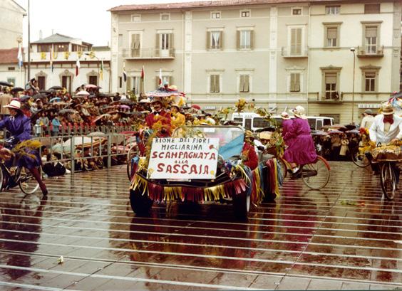 Scampagnata alla Sassaia di Rione Migliarina - Palio dei Rioni - Carnevale di Viareggio 1981