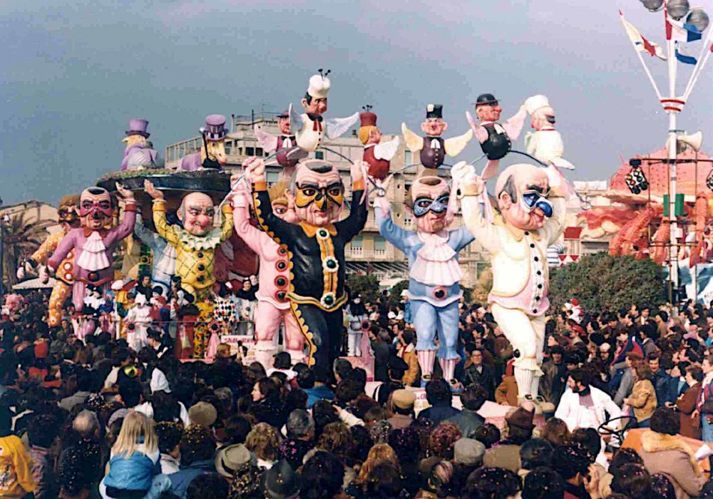 Agnelli in salsa proletaria di Loris Lazzarini e Roberto Patalano - Carri piccoli - Carnevale di Viareggio 1982