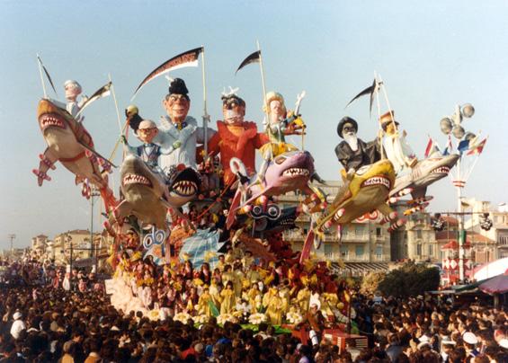 I cavalieri dell’apocalisse di Arnaldo Galli - Carri grandi - Carnevale di Viareggio 1982