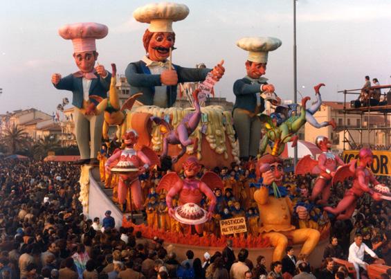 Pasticcio all’italiana di Renato Galli - Carri grandi - Carnevale di Viareggio 1982