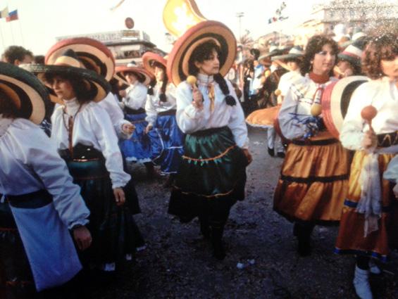 Serenata messicana di Rione Darsena - Palio dei Rioni - Carnevale di Viareggio 1982