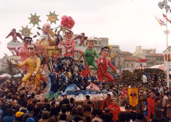 La grande scalata di Rione Vecchia Viareggio - Carri piccoli - Carnevale di Viareggio 1983