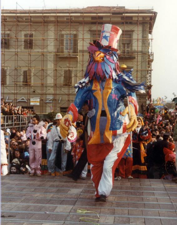 Lo zio Sam di Fabrizio Passaglia - Maschere Isolate - Carnevale di Viareggio 1984