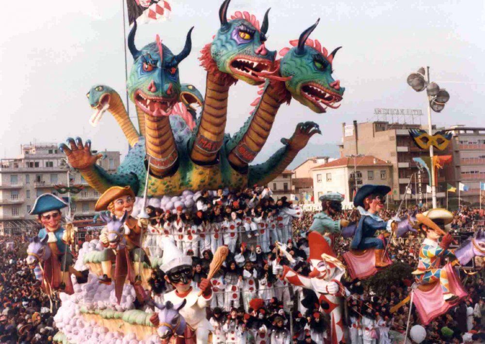 L’Idra di Renato Galli - Carri grandi - Carnevale di Viareggio 1984