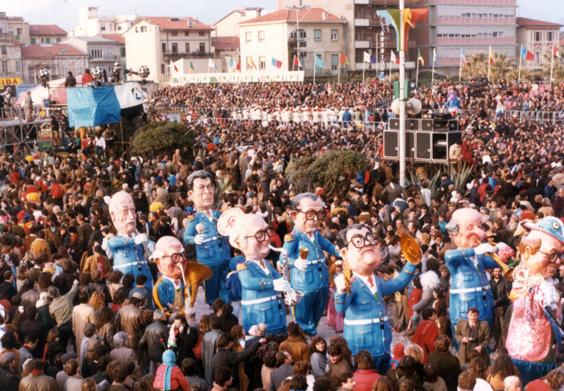 Musica maestro di Piero Farnocchia - Mascherate di Gruppo - Carnevale di Viareggio 1984