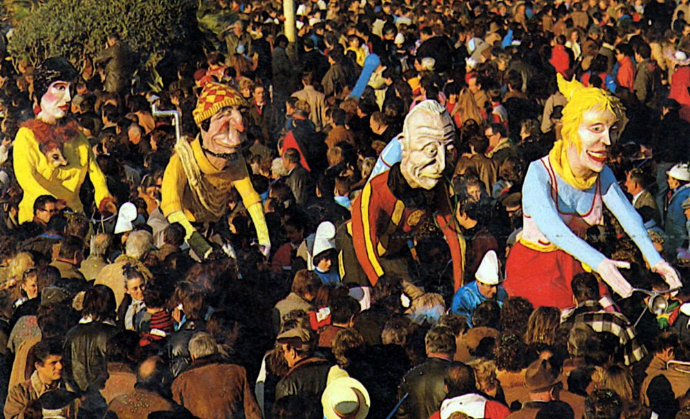 Bicimania di Luigi Miliani e Maria Lami - Mascherate di Gruppo - Carnevale di Viareggio 1986