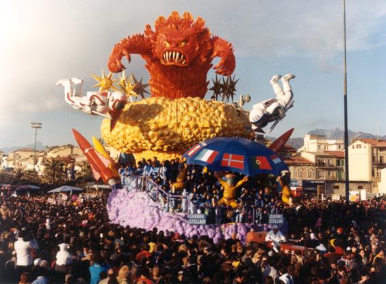 Guerre stellari di Silvano Avanzini - Carri grandi - Carnevale di Viareggio 1986