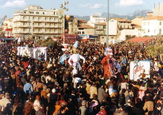 La favola è finita di Michele Canova e Gianluca Cupisti - Mascherate di Gruppo - Carnevale di Viareggio 1986