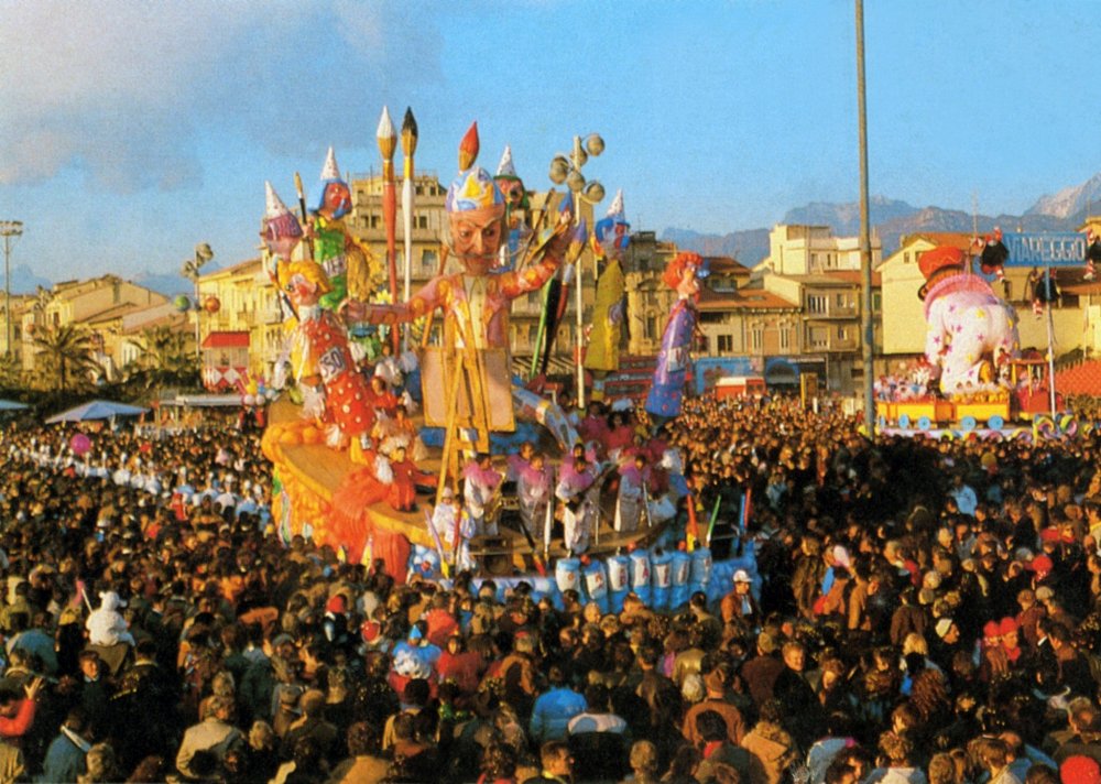 Omaggio a Dalì di Piero Farnocchia (cons. Roberto Patalano) - Carri piccoli - Carnevale di Viareggio 1986