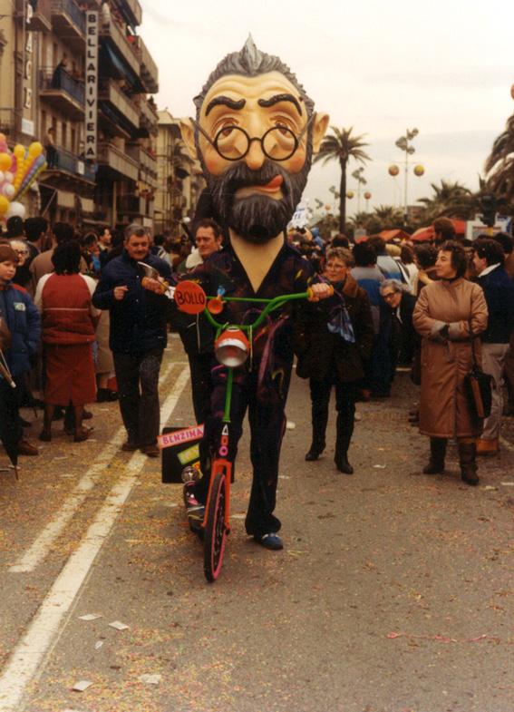 Ritorno alle origini di Simone Politi - Maschere Isolate - Carnevale di Viareggio 1986