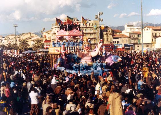 Una rotonda sul mare di Rione Vecchia Viareggio - Fuori Concorso - Carnevale di Viareggio 1986