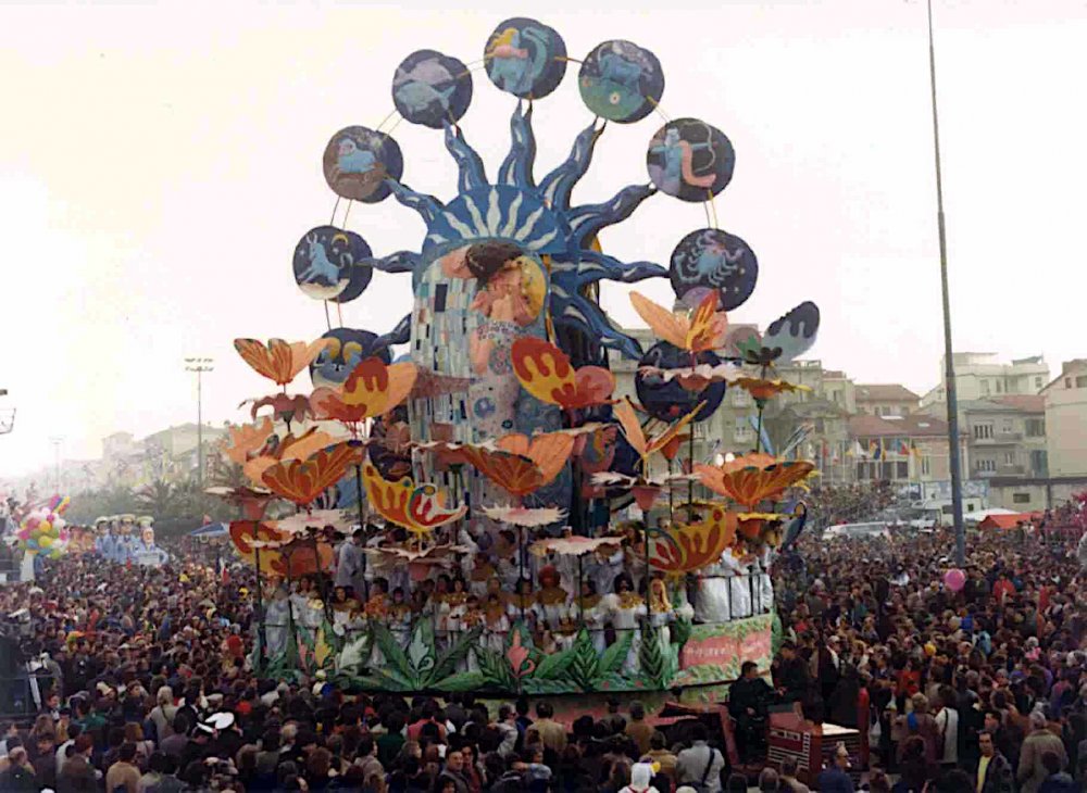 Amore mio di Giovanni Maggini - Carri grandi - Carnevale di Viareggio 1987