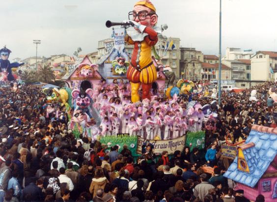 Il piffero magico di Piero Farnocchia - Carri piccoli - Carnevale di Viareggio 1987