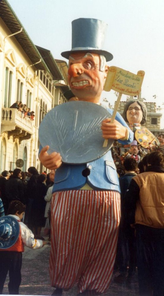 Lira pesante di Tiziana Andreuccetti - Maschere Isolate - Carnevale di Viareggio 1987