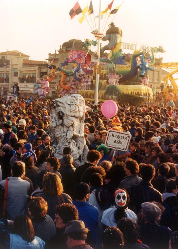 Il colosso di brodi di Glauco e Patrizia Dal Pino - Maschere Isolate - Carnevale di Viareggio 1988