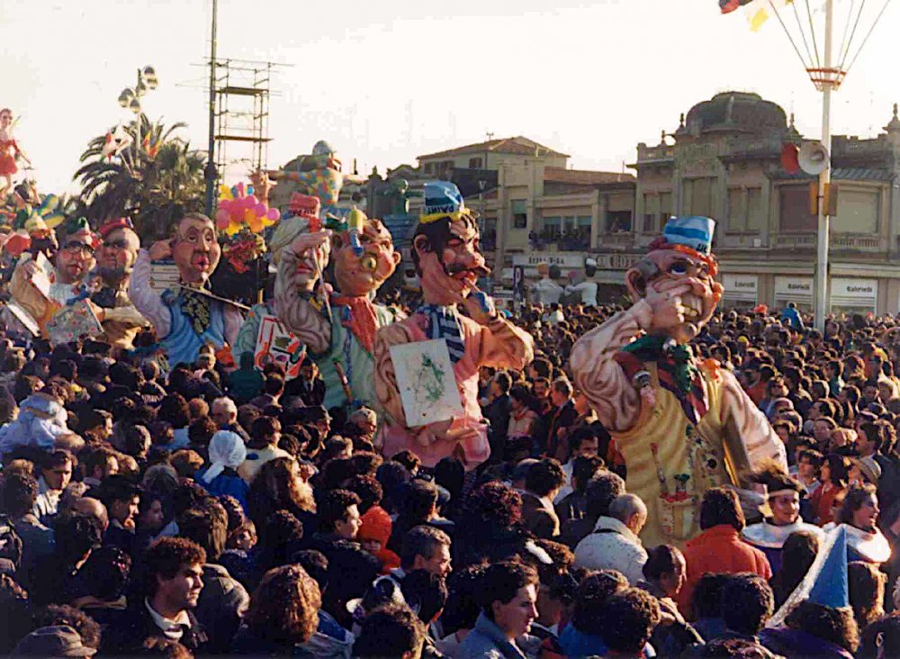 Il neoespressionismo di Umberto Cinquini - Mascherate di Gruppo - Carnevale di Viareggio 1988