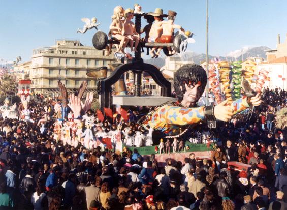 Il trionfo dell’amore di Michele Canova (cons. Davino Barsella) - Carri piccoli - Carnevale di Viareggio 1988