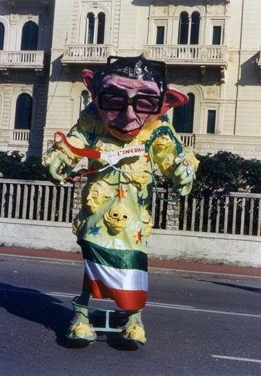 L’incubo di Eugenio Rossi - Maschere Isolate - Carnevale di Viareggio 1988