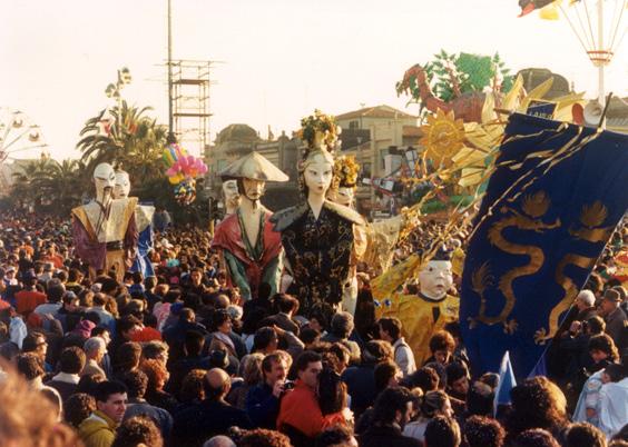 L’ultimo imperatore di Laura Canova - Mascherate di Gruppo - Carnevale di Viareggio 1988