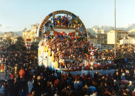 Musica e maschere di Sergio Baroni - Fuori Concorso - Carnevale di Viareggio 1988
