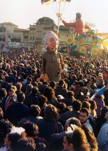 Nel nome della rosa di Tiziana Andreuccetti - Maschere Isolate - Carnevale di Viareggio 1988