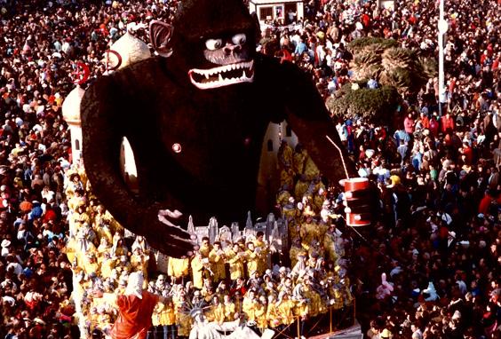 David e Golia di Giovanni Maggini - Carri grandi - Carnevale di Viareggio 1989