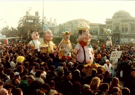 Dieta sì, dieta no di Roberto Vannucci - Mascherate di Gruppo - Carnevale di Viareggio 1989