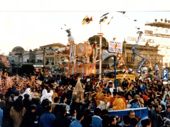 Pescatori del duemila di Rione Quattro Venti - Palio dei Rioni - Carnevale di Viareggio 1989