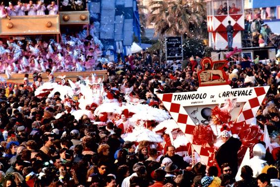 Triangolo di carnevale di Rione Darsena - Palio dei Rioni - Carnevale di Viareggio 1989