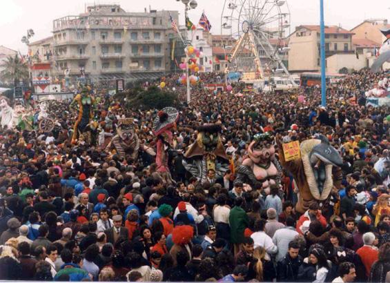 Cosa si fa per vanità di Carlo Lombardi - Mascherate di Gruppo - Carnevale di Viareggio 1990
