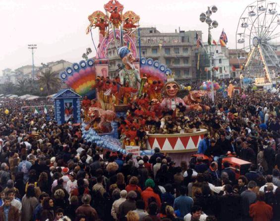 L’incantatore incantato di Rione Vecchia Viareggio - Fuori Concorso - Carnevale di Viareggio 1990