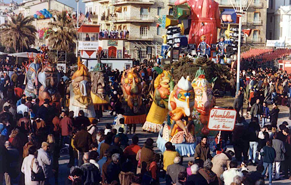 Arcimbolderie di Adolfo Milazzo - Mascherate di Gruppo - Carnevale di Viareggio 1991